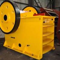 PE系列顎式破碎機(jī) 顎式破碎機(jī)PE250×400型