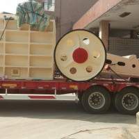 顎式破碎機(jī)配套什么設(shè)備使用