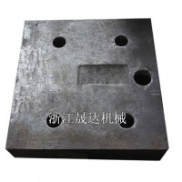 礦山設(shè)備機(jī)械配件破碎機(jī)高錳鋼襯板