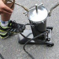廠家直銷腳踏式注油器 黃油機(jī) 黃油槍 高壓黃油機(jī) 10L