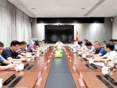 嚴(yán)鋼督查砂石土類礦產(chǎn)資源整治工作